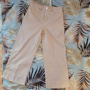 Loft Beige Crop Size 25/0